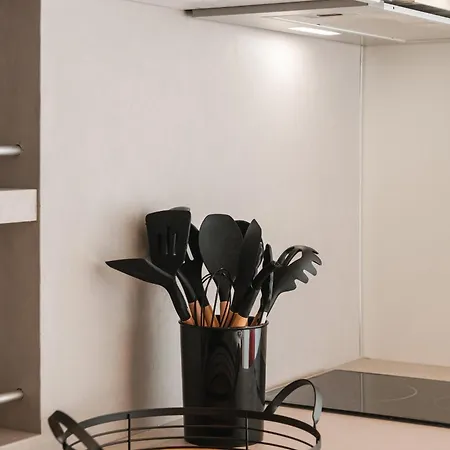 Downtown Delux Shallvaret טיראנה