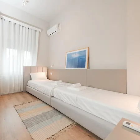 Downtown Delux Shallvaret