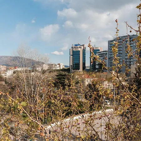 דירה Downtown Delux Shallvaret