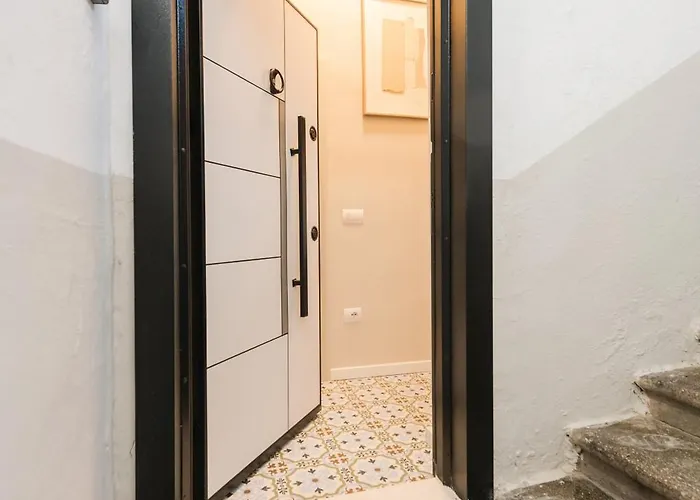 Downtown Delux Shallvaret Lejlighed